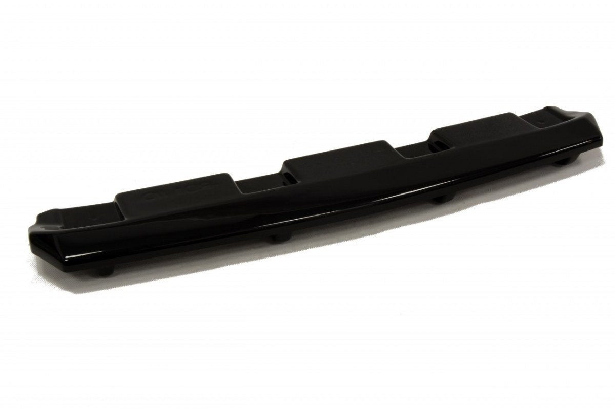 Splitter trasero Audi A8 W12 D3 (con barras verticales)