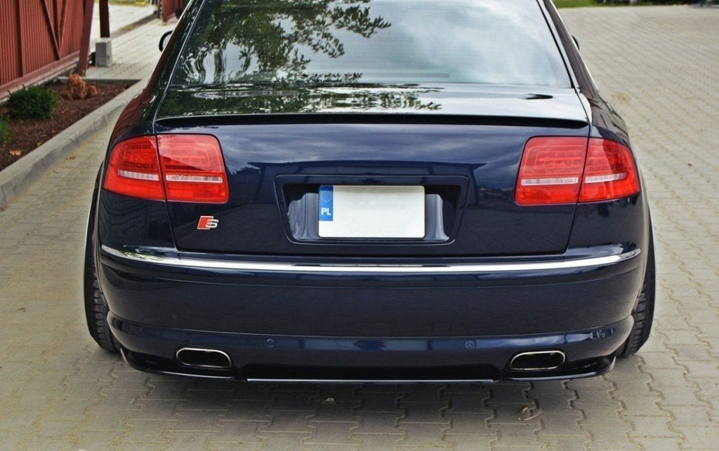 Splitter trasero Audi A8 W12 D3 (con barras verticales)