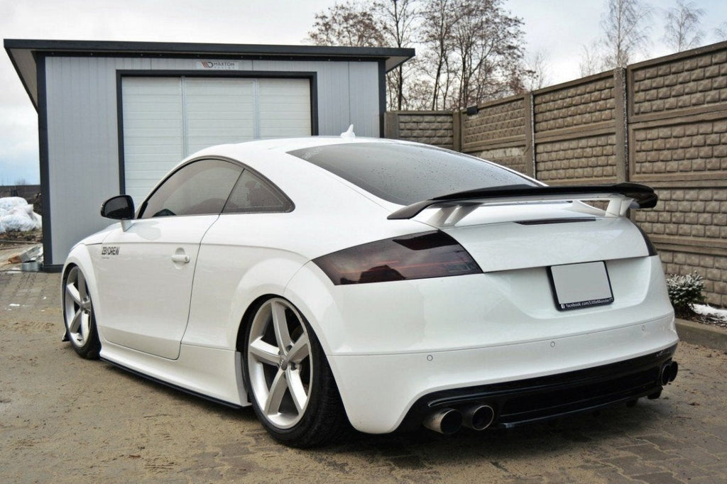 Splitter trasero Audi TT S 8J (con barra vertical)