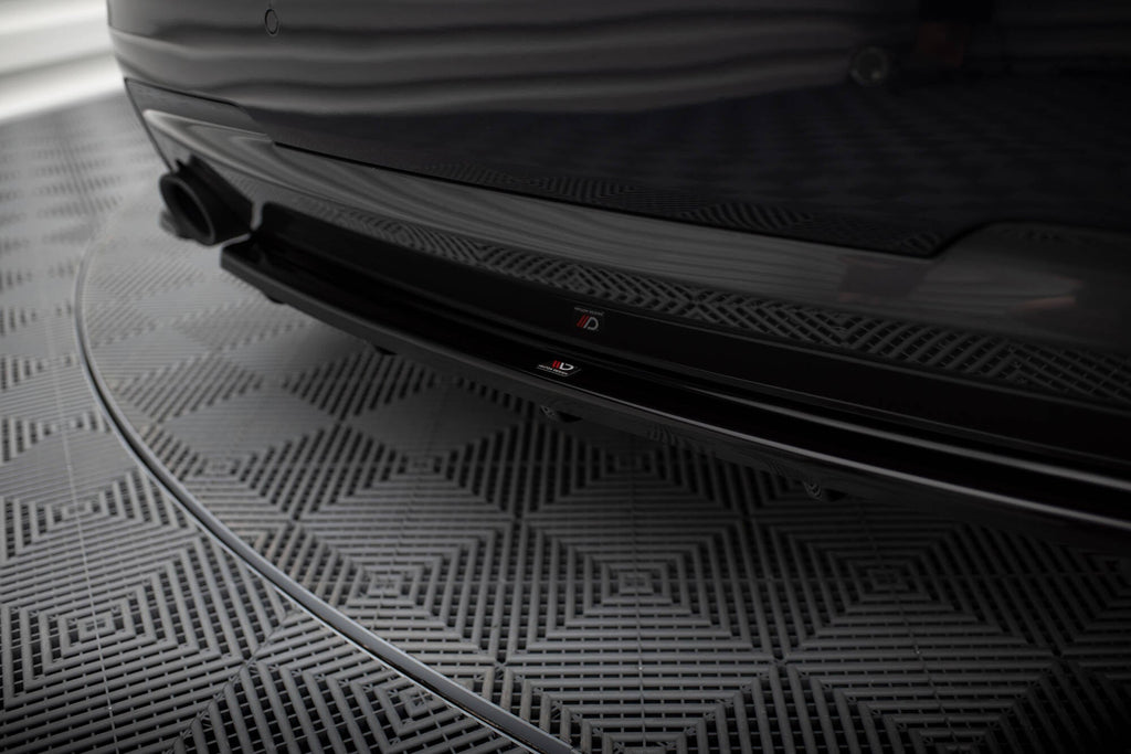 Splitter trasero BMW Serie 5 M-Pack Sedán / Touring F10 / F11 (para dos salidas de escape individuales)