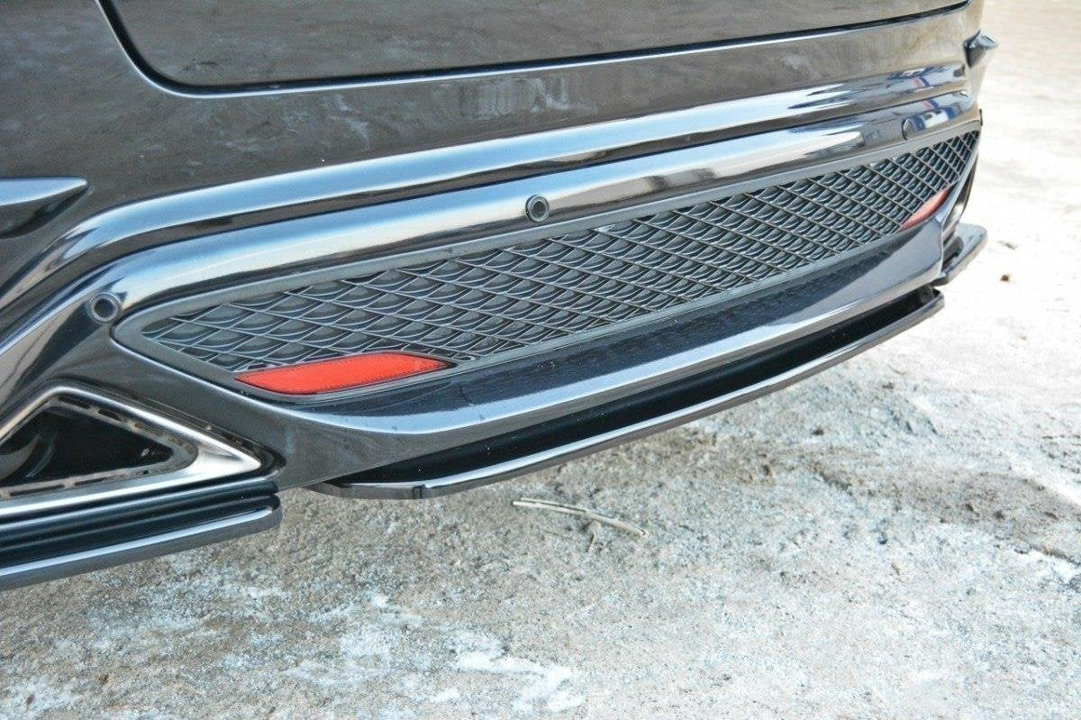 Splitter trasero Honda Civic Mk8 Type S / R (sin barras verticales)