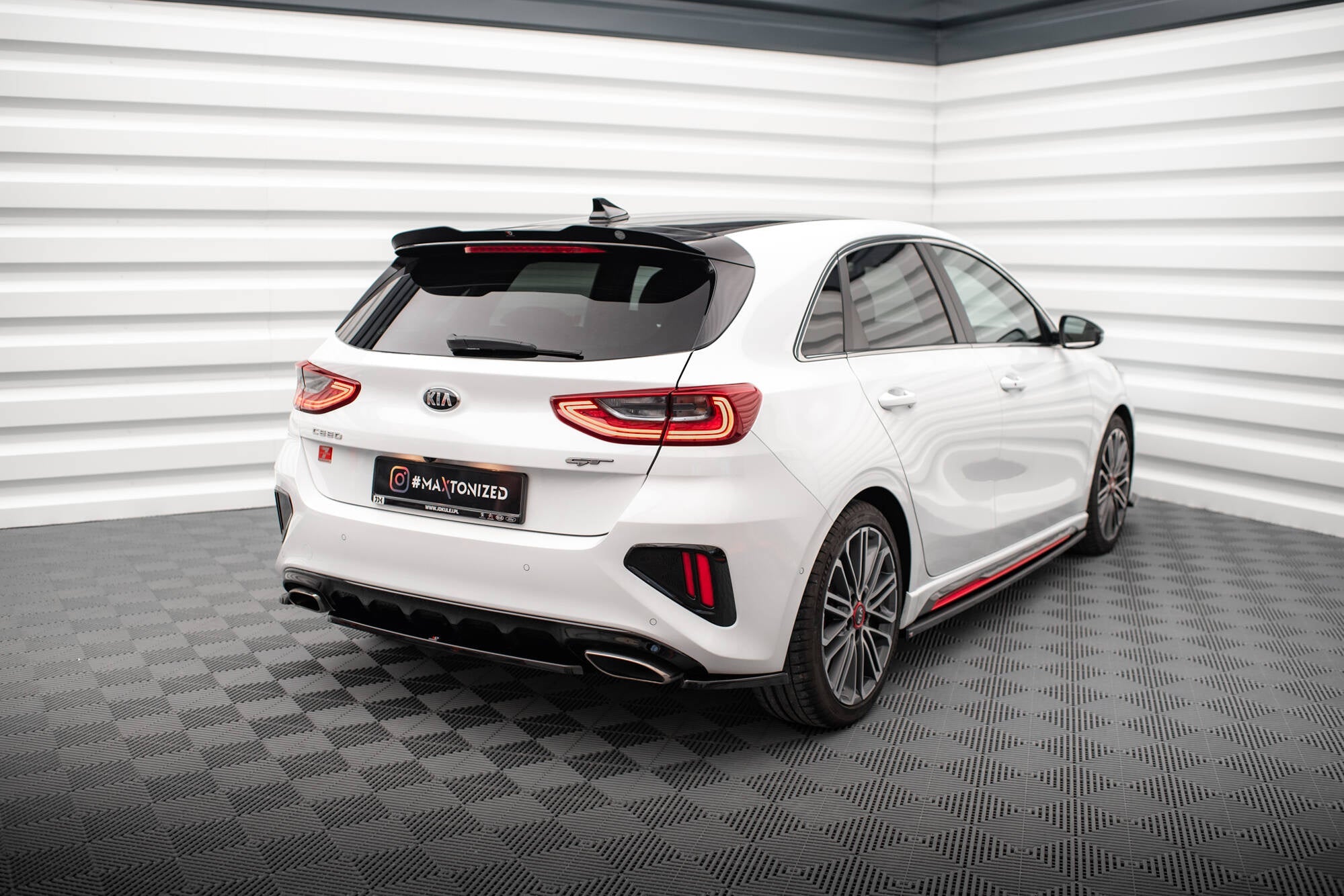 Difusor Kia Cee'd GT Mk3