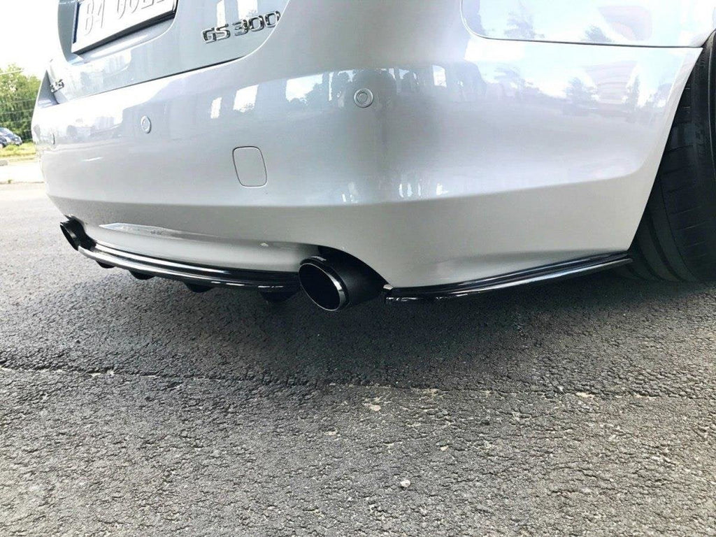 Splitter trasero Lexus GS 300 Mk3 Facelift (con barras verticales)