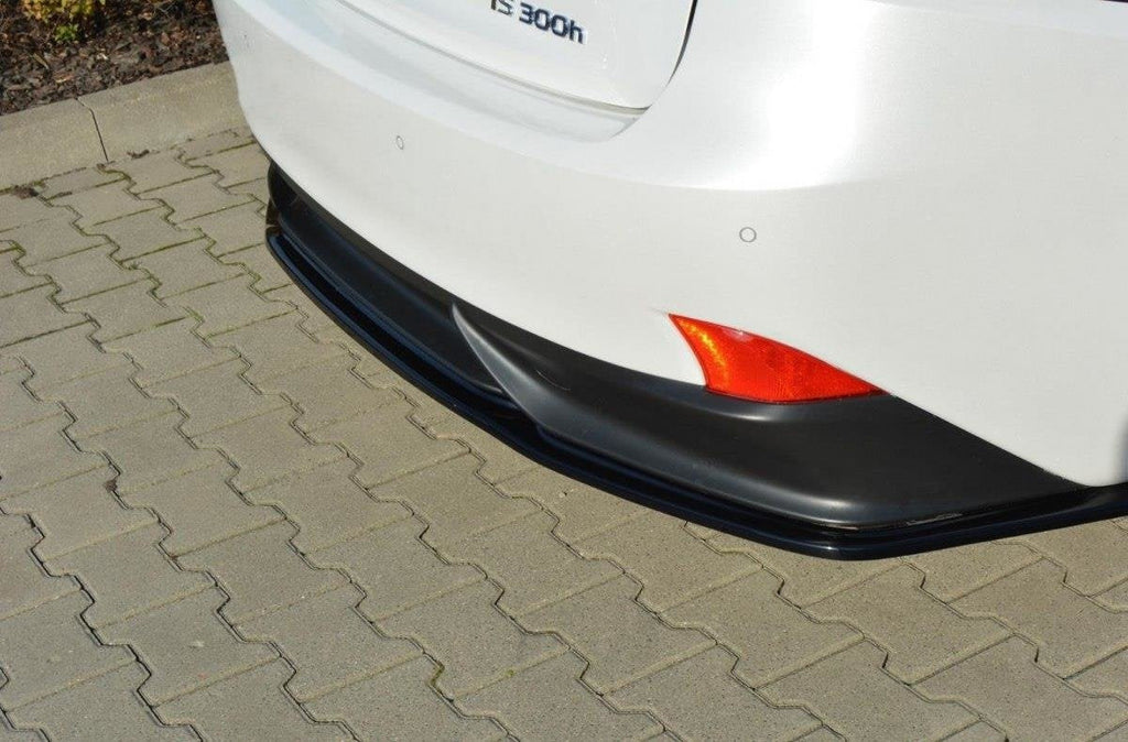 Splitter trasero Lexus IS Mk3 H (sin barras verticales)