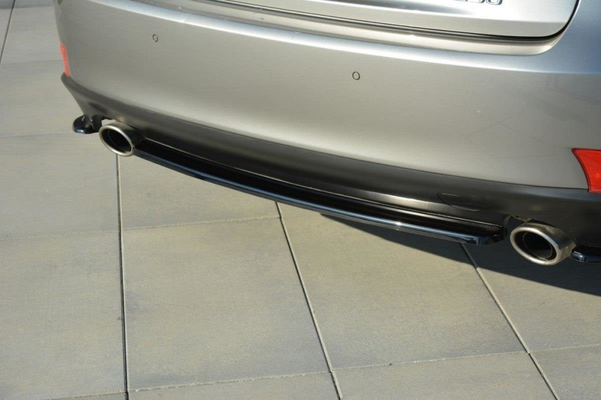 Splitter trasero Lexus IS Mk3 T (sin barras verticales)