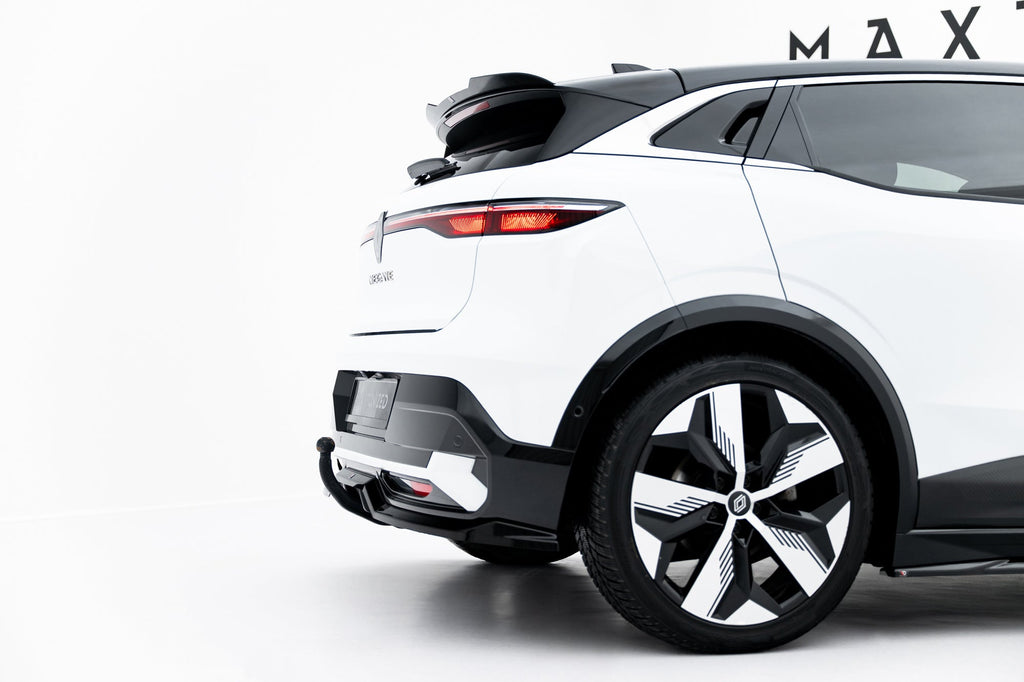 Splitter trasero Renault Megane E-Tech Electric Mk1 (con barras verticales)