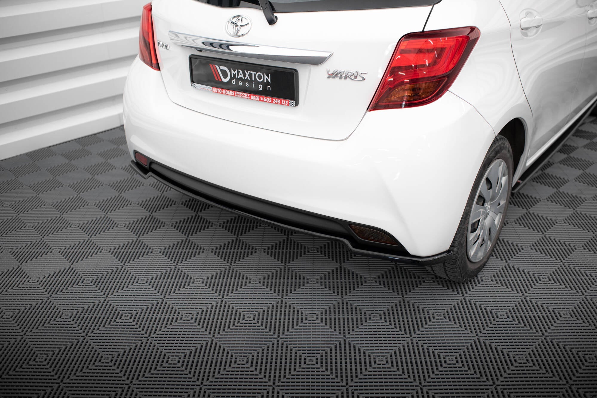 Difusor Toyota Yaris Mk3 Facelift