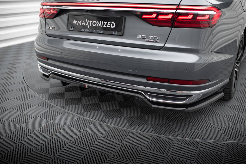 Splitter trasero Audi A8 D5 (con barras verticales)
