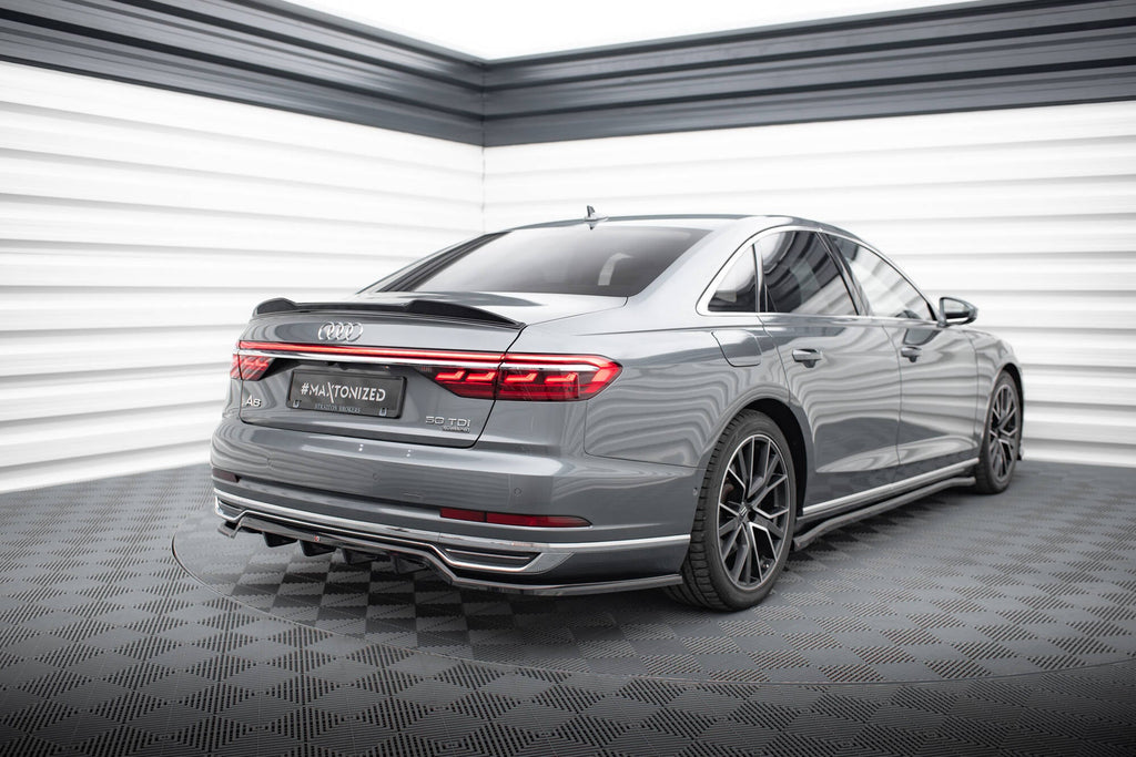 Splitter trasero Audi A8 D5 (con barras verticales)