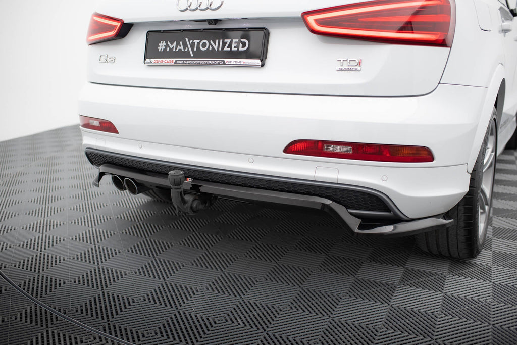 Splitter trasero Audi Q3 S-Line 8u (con barras verticales)