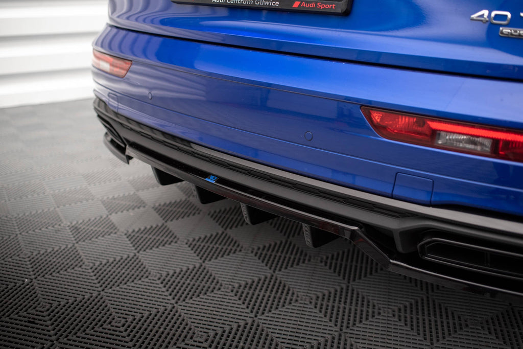 Splitter trasero Audi Q5 S-Line SUV Mk2 Facelift (con barras verticales)