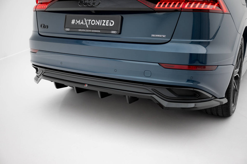 Splitter trasero Audi Q8 Mk1 (con barras verticales)