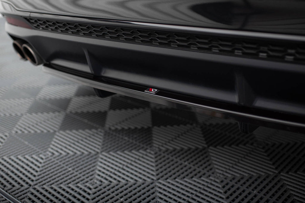 Splitter trasero Audi S4 B9 Facelift (con barras verticales)