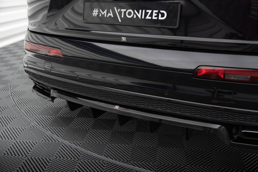 Splitter trasero Audi SQ7 Q7 S-Line Mk2 (con barras verticales)