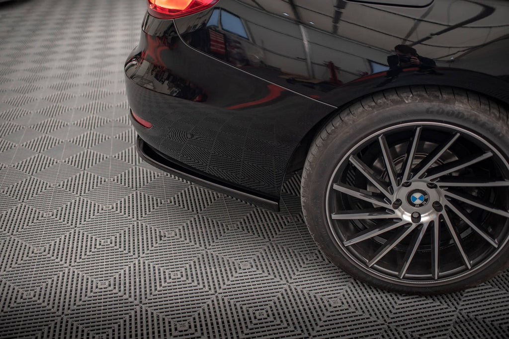Splitter trasero BMW Serie 3 GT F34 (con barras verticales)