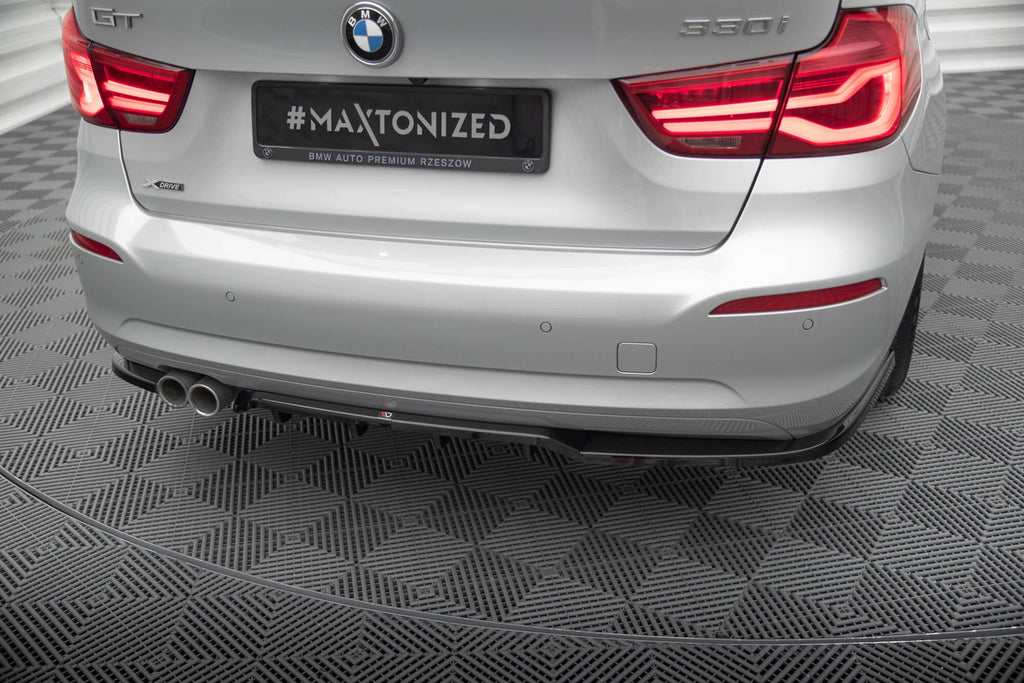 Splitter trasero BMW Serie 3 GT F34 Facelift (con barras verticales)