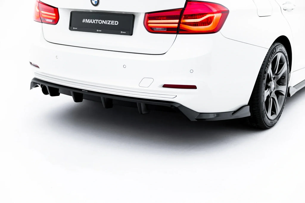 Splitter trasero BMW 3 Sportline Berlina / Touring F30 F31 (con barras verticales)