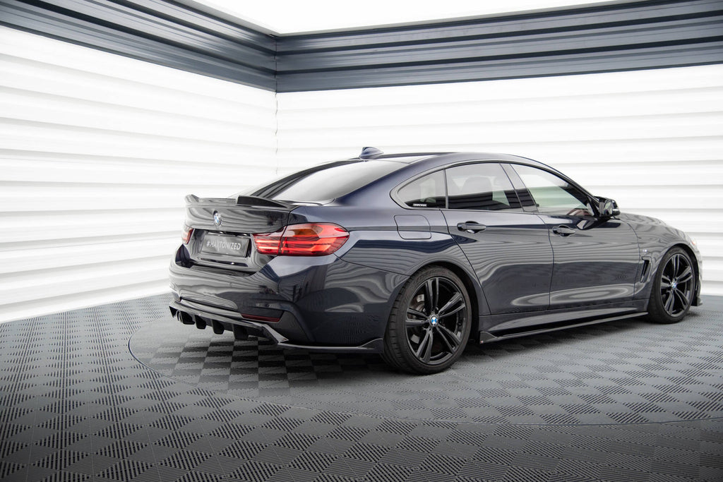 Splitter trasero BMW Serie 4 Coupé / Gran Coupé / Cabrio M-Pack F32 F36 F33 (con barras verticales)
