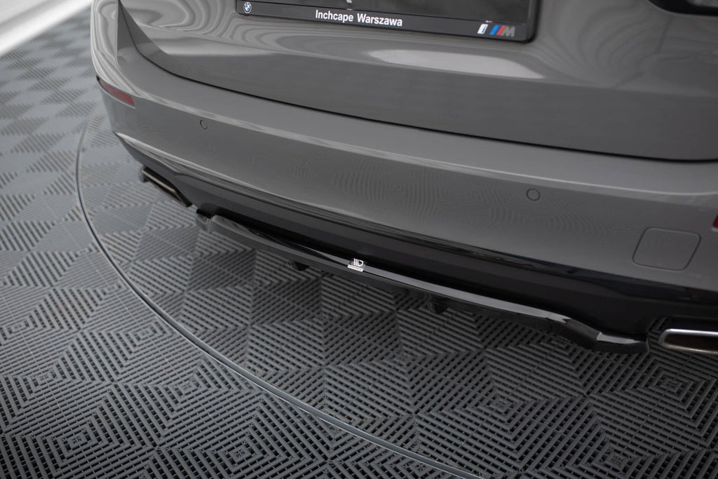 BMW 5 Series G30 G31 Facelift Rear Splitter (with vertical bars)