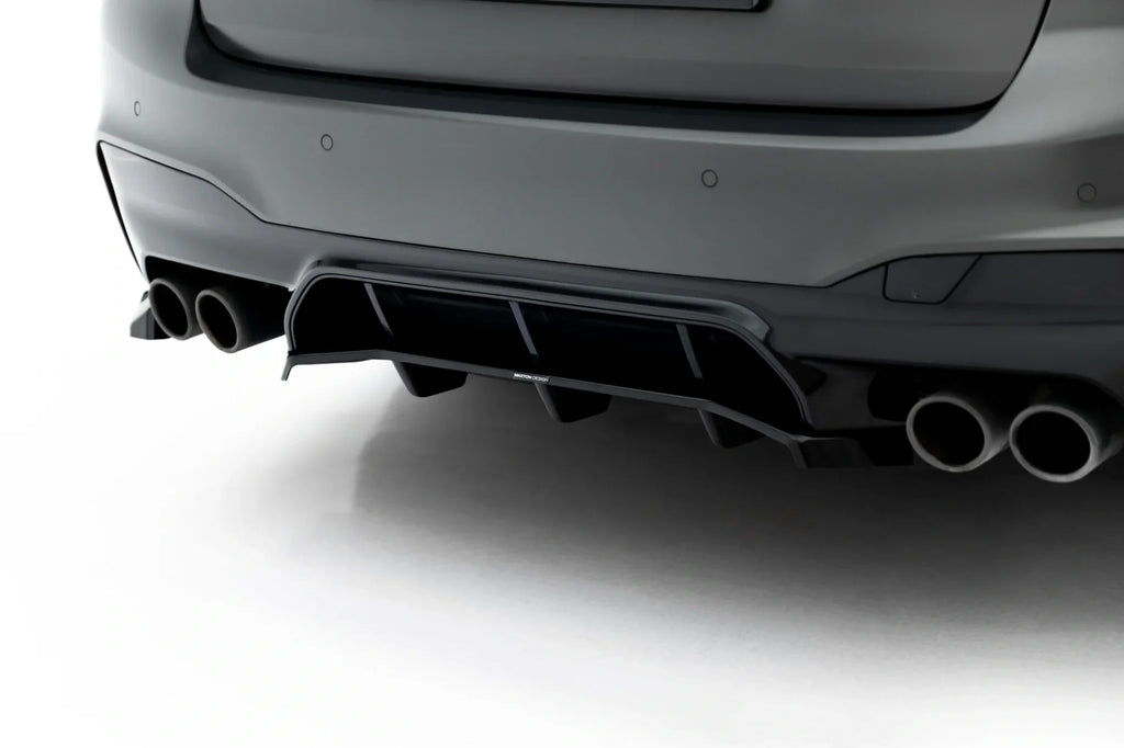Splitter trasero BMW M5 F90 Facelift (con barras verticales)