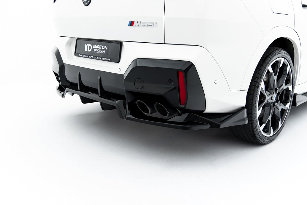 Splitter trasero BMW X2 M35i U10 (con barras verticales)