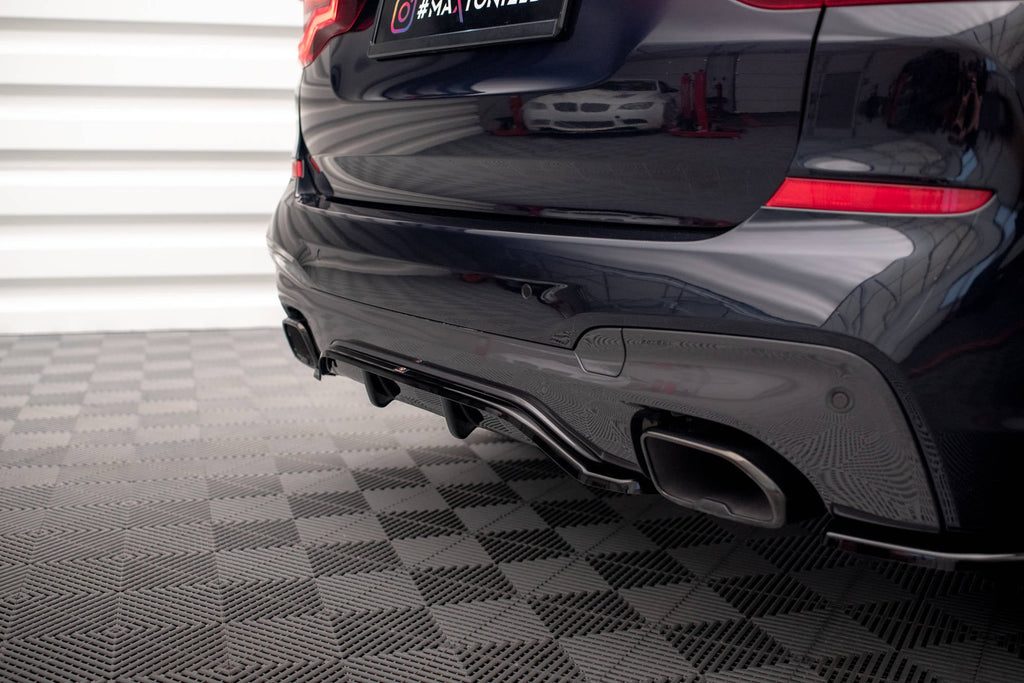Splitter trasero BMW X3 M40i M40d G01 (con barras verticales)