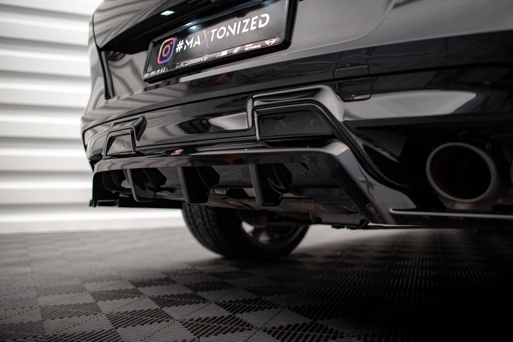 Splitter trasero BMW X6 M F96 Facelift (con barras verticales)