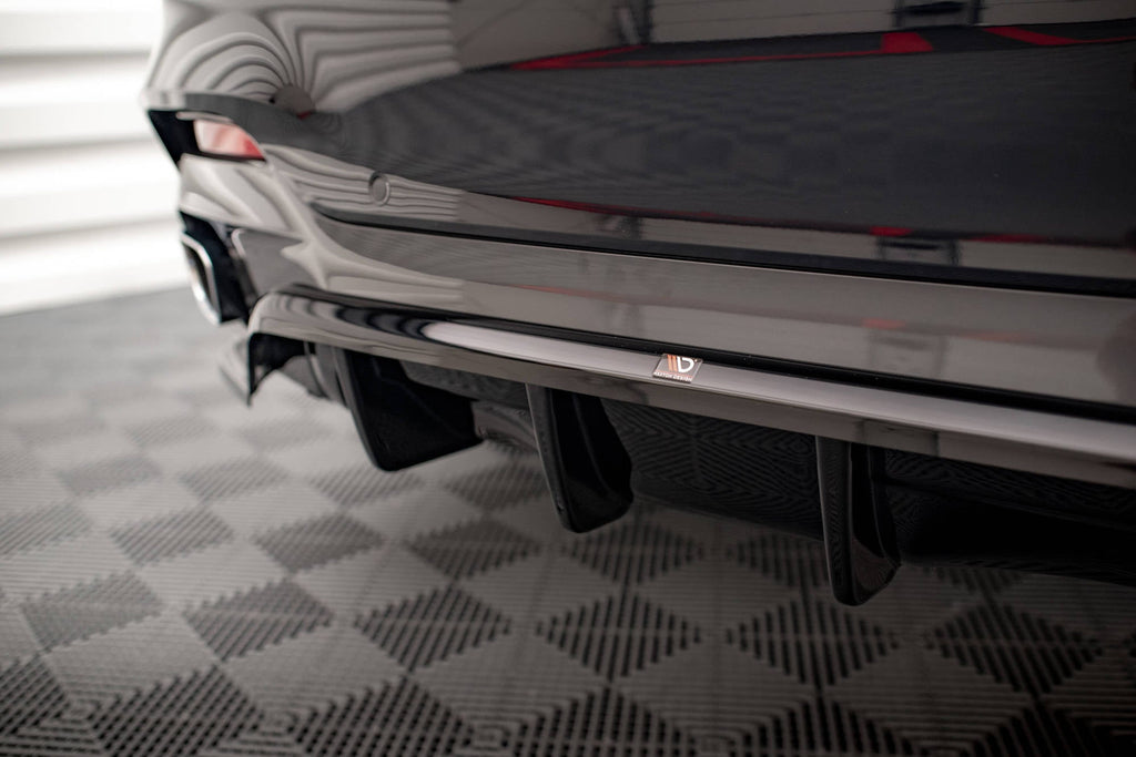 Splitter trasero BMW X6 M-Pack F16 (con barras verticales)