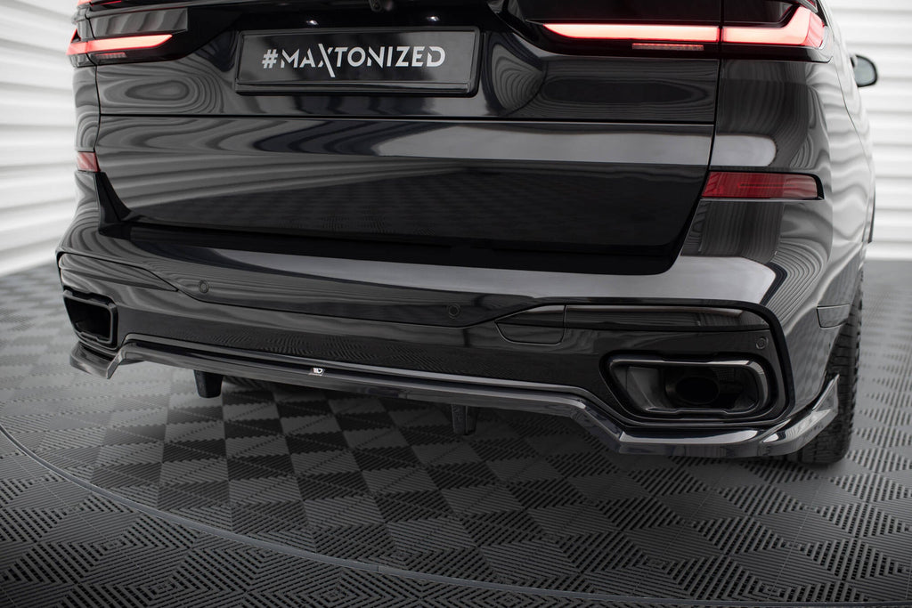 Rear diffuser BMW X7 M-Pack G07 Facelift (with vertical bars)