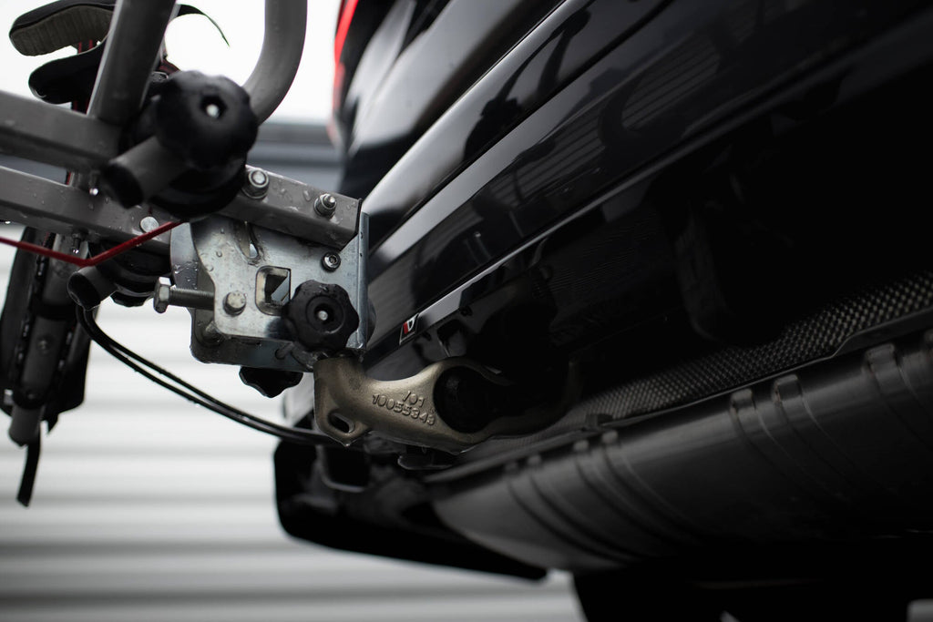 Rear diffuser BMW X7 M-Pack G07 Facelift (with vertical bars)