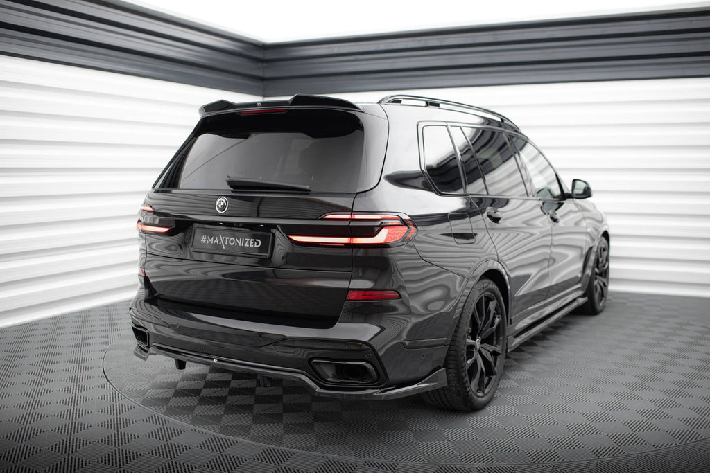 Rear diffuser BMW X7 M-Pack G07 Facelift (with vertical bars)