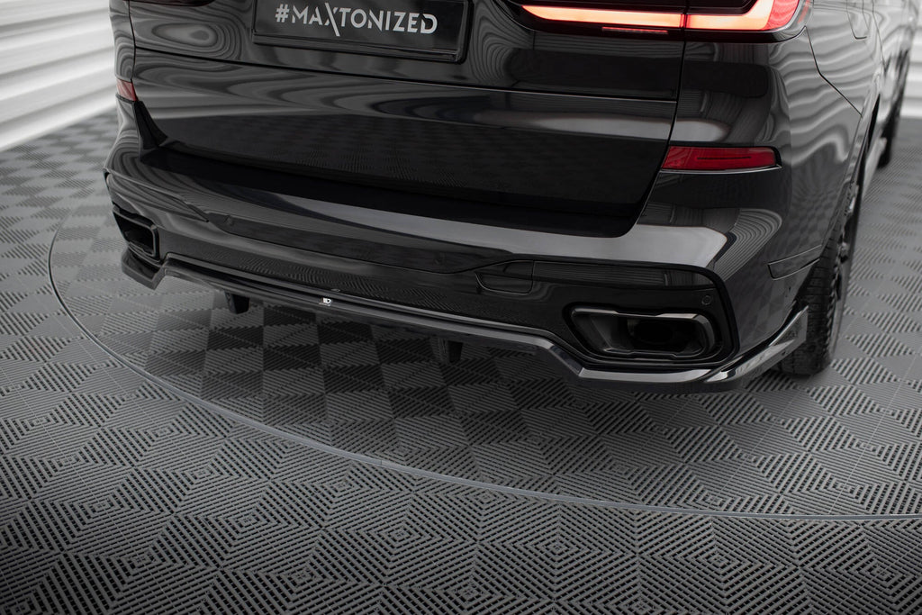Rear diffuser BMW X7 M-Pack G07 Facelift (with vertical bars)