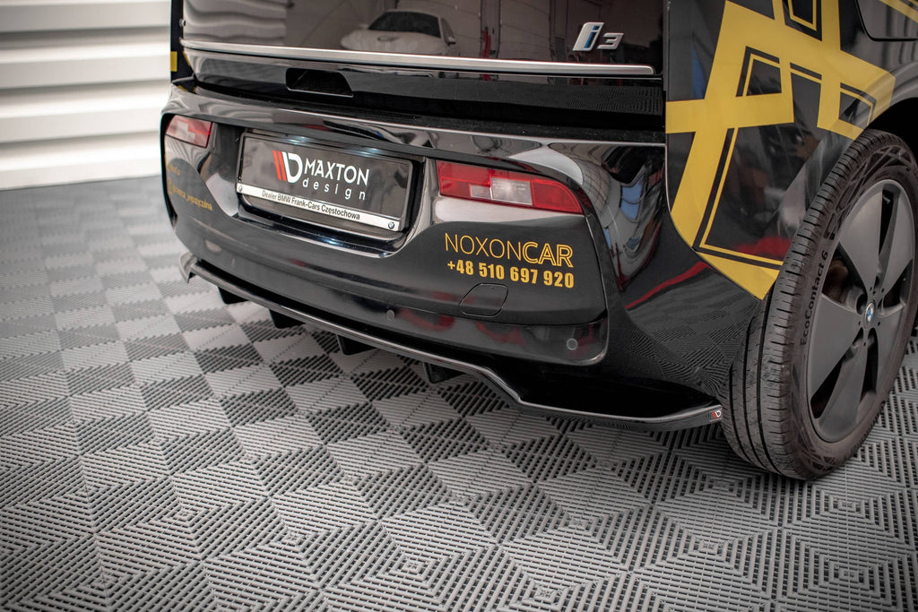 Splitter trasero BMW I3 S Mk1 Facelift (con barras verticales)