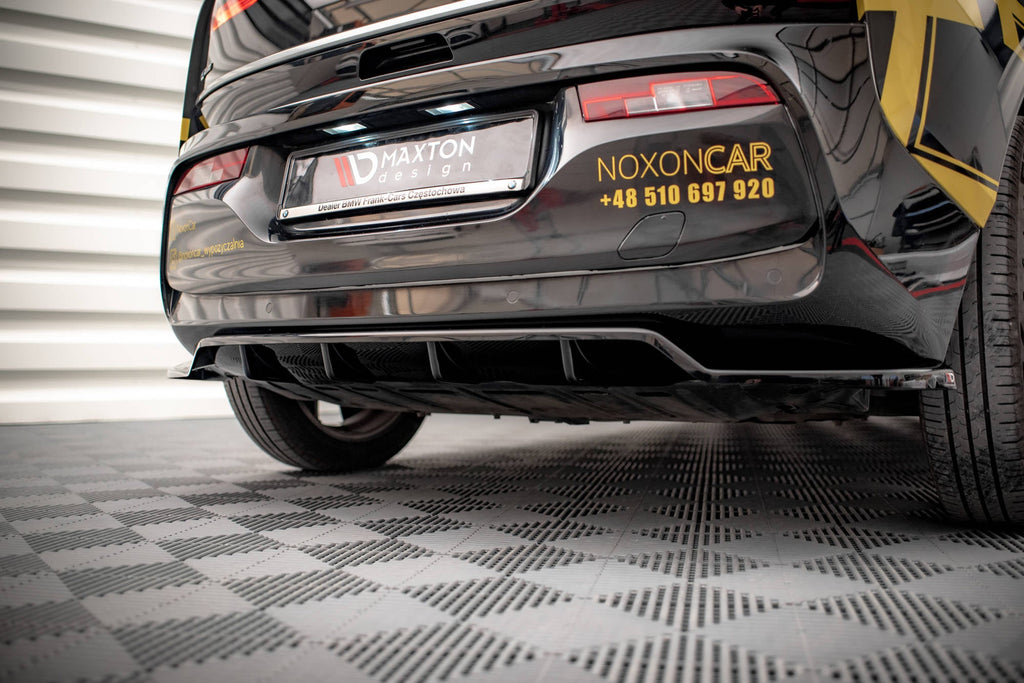 Splitter trasero BMW I3 S Mk1 Facelift (con barras verticales)