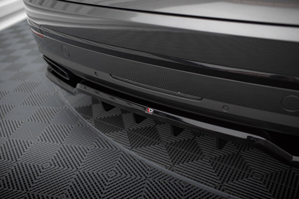 Bentley Bentayga Mk1 Rear Diffuser (with vertical strakes)