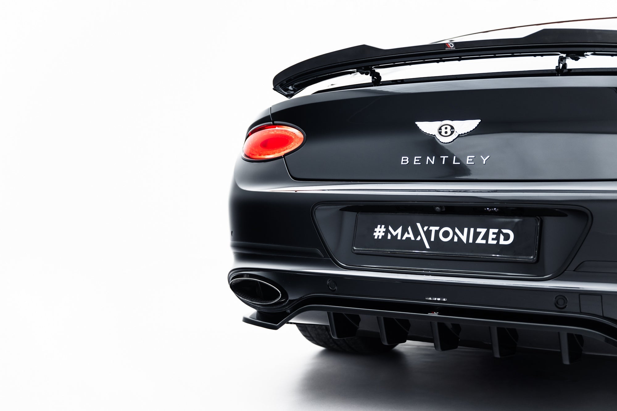 Splitter trasero Bentley Continental GT Mk3 Convertible (con barras verticales)