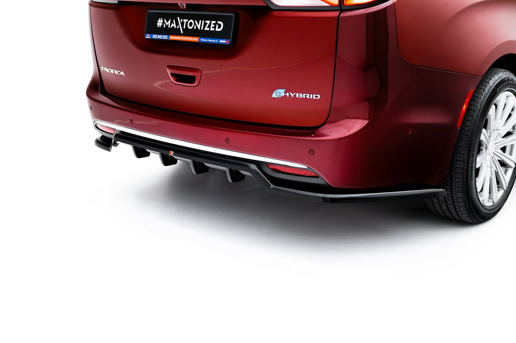 Splitter trasero Chrysler Pacifica Mk2 (con barras verticales)
