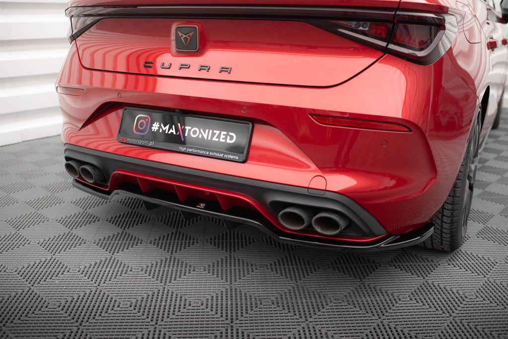 Splitter trasero Cupra León Hatchback Mk1 (con barras verticales)