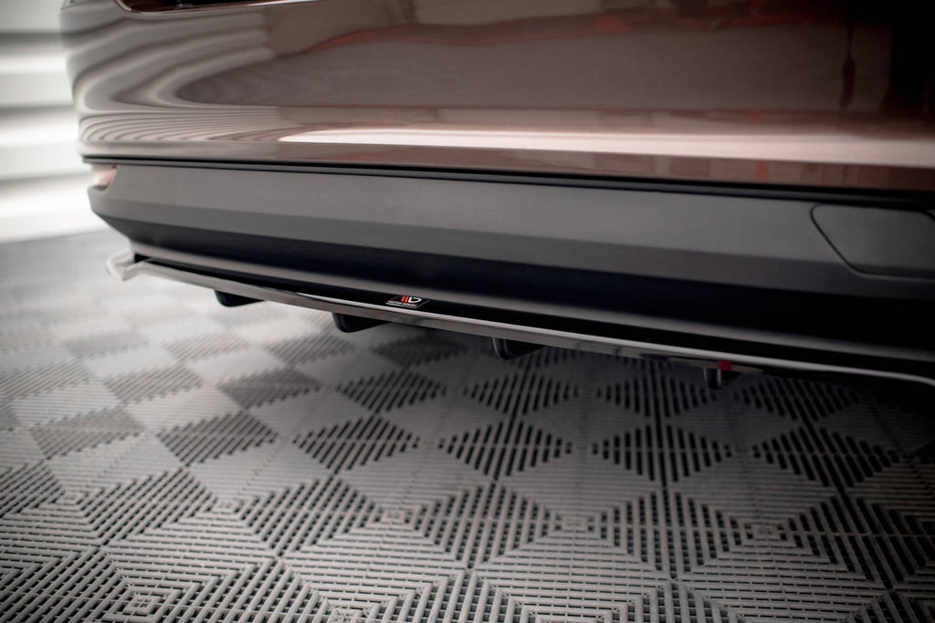 Splitter trasero Fiat Tipo S Sedan Mk1 (con barras verticales)