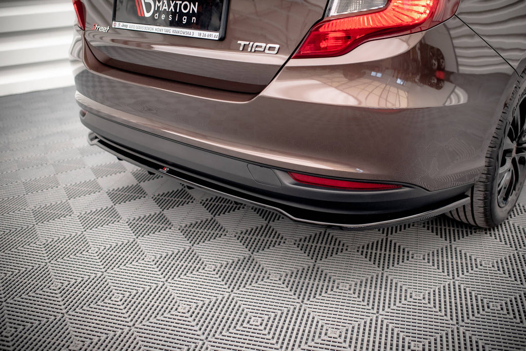 Splitter trasero Fiat Tipo S Sedan Mk1 (con barras verticales)