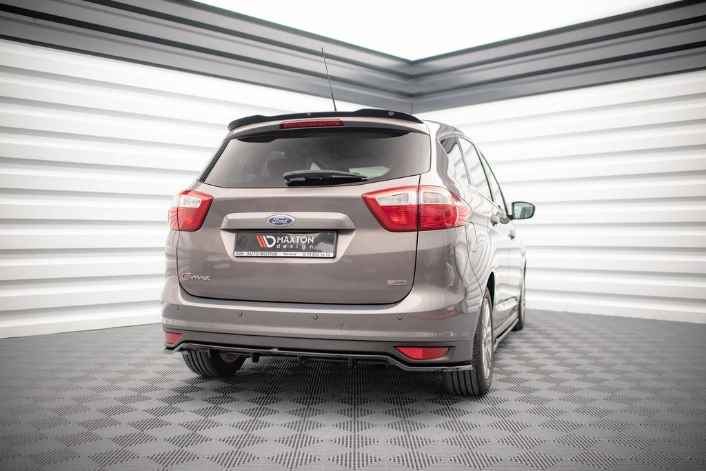 Splitter trasero Ford C-MAX Mk2 (con barras verticales)