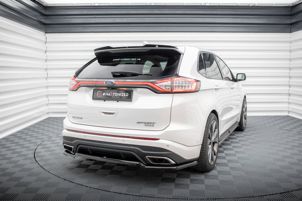 Splitter trasero Ford Edge Sport Mk2 (con barras verticales)