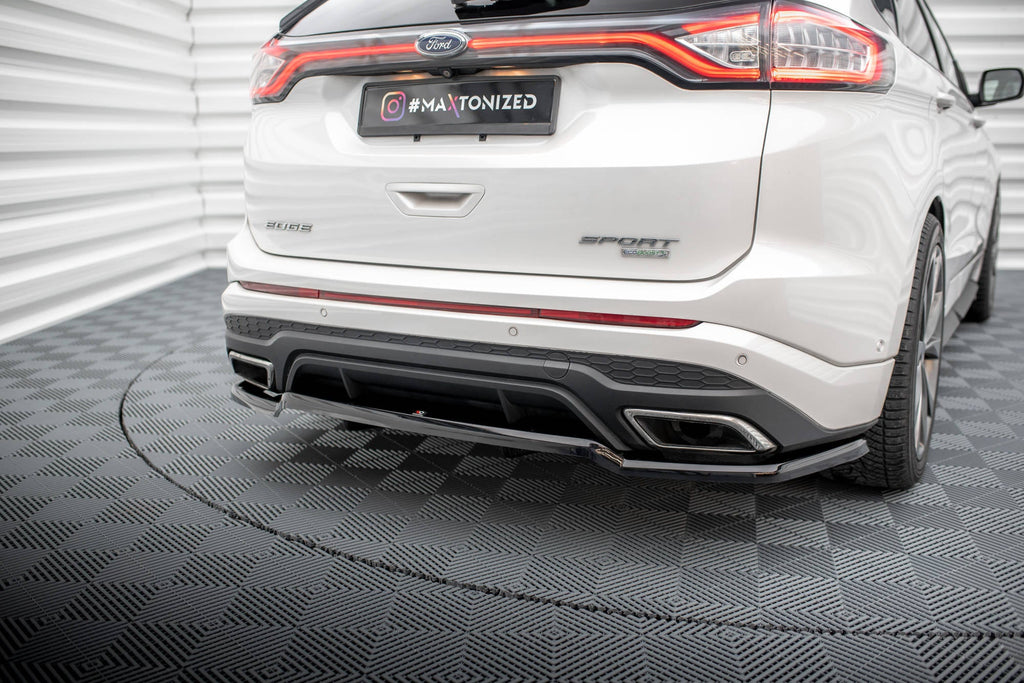 Splitter trasero Ford Edge Sport Mk2 (con barras verticales)