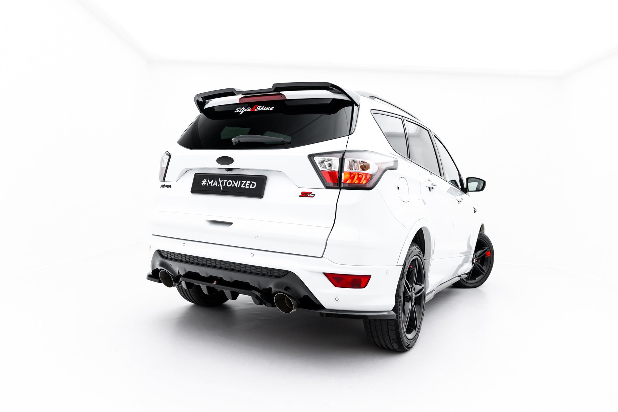 Splitter trasero Ford Kuga ST-Line Mk2 Facelift (con barras verticales)