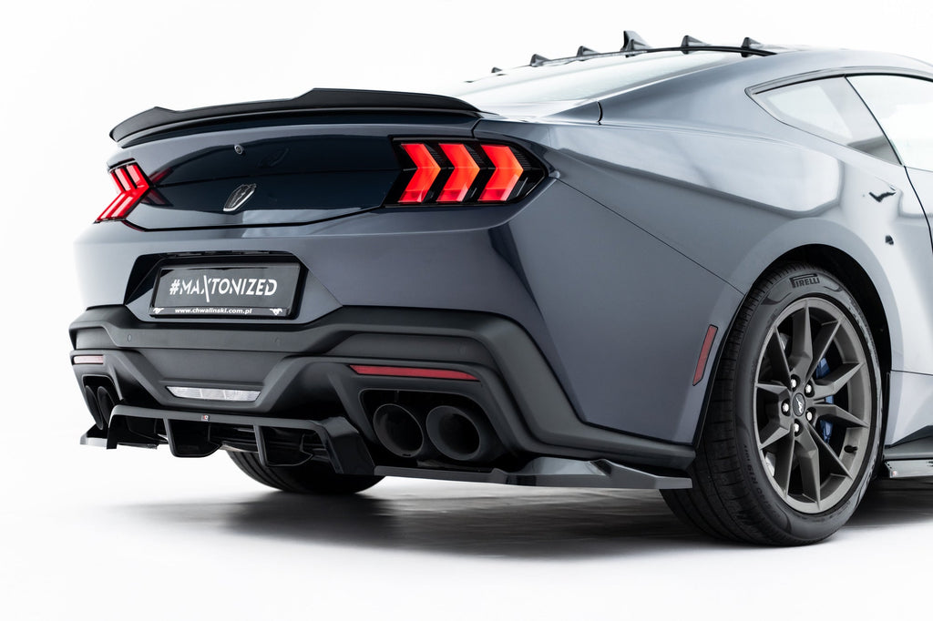 Ford Mustang Dark Horse Mk7 Rear Splitter (with vertical strakes)