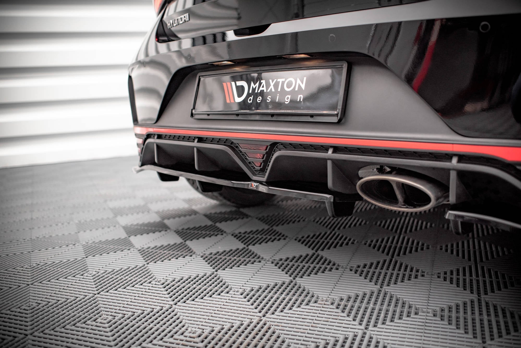 Splitter trasero Hyundai I20 N Mk3 (con barras verticales)