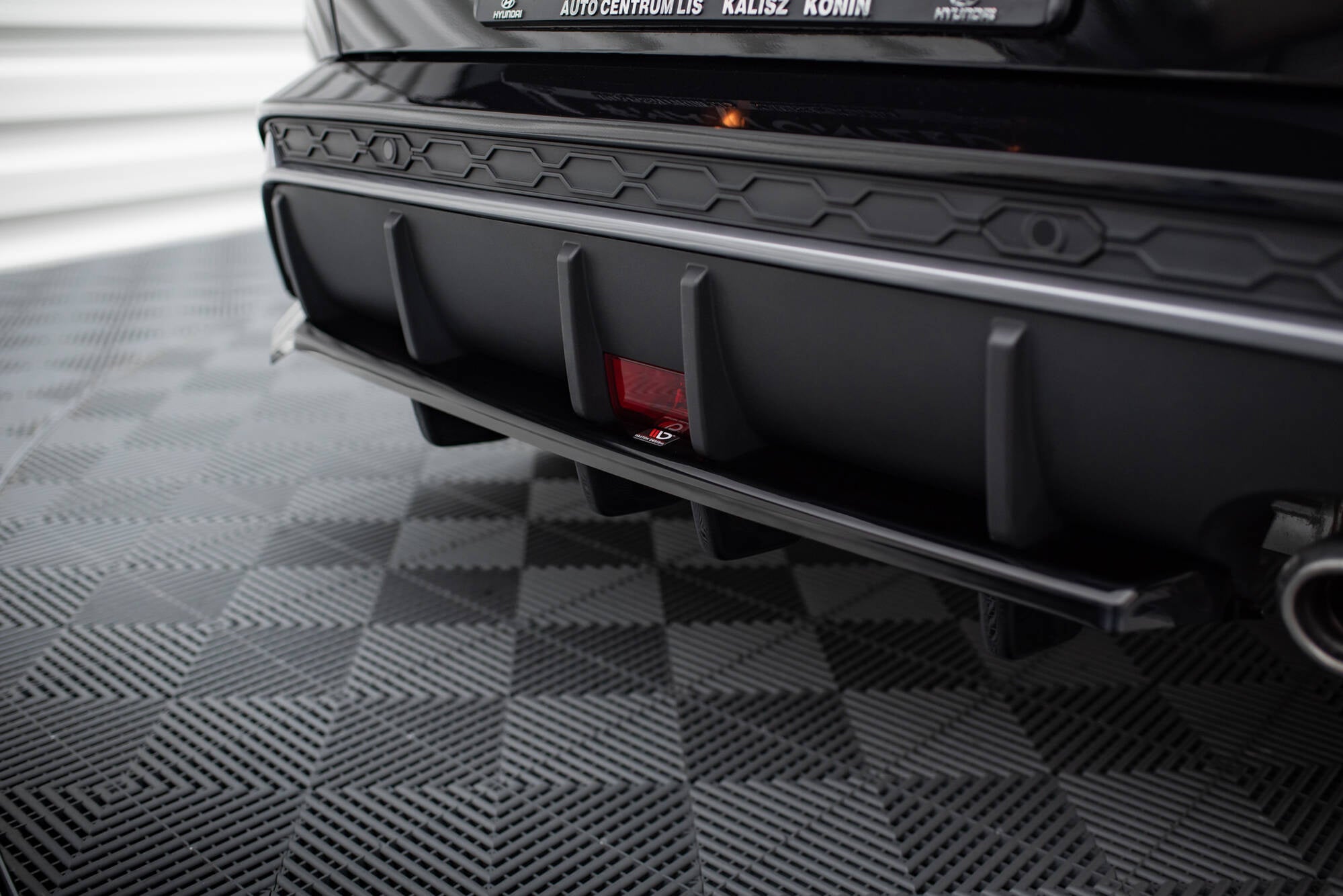 Splitter trasero Hyundai Kona N-Line Mk2 (con barras verticales)