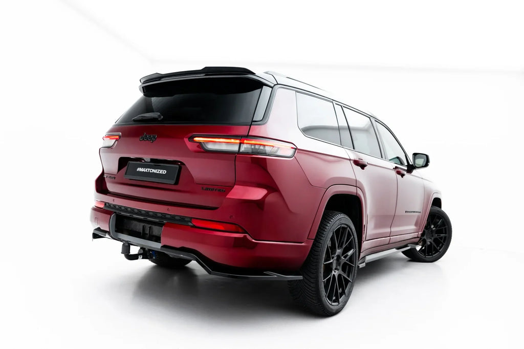 Splitter trasero Jeep Grand Cherokee L Mk5 (con barras verticales)