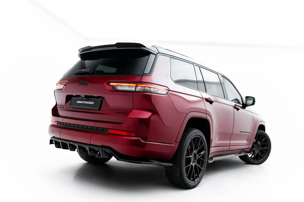 Splitter trasero Jeep Grand Cherokee L Mk5 (con barras verticales)