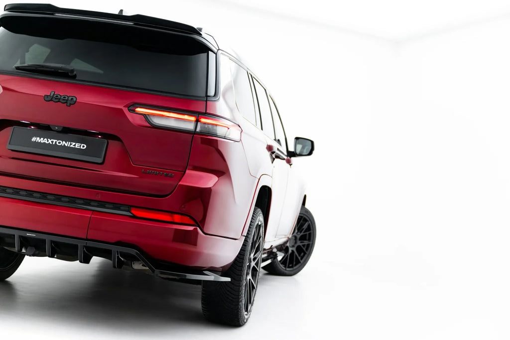 Splitter trasero Jeep Grand Cherokee L Mk5 (con barras verticales)
